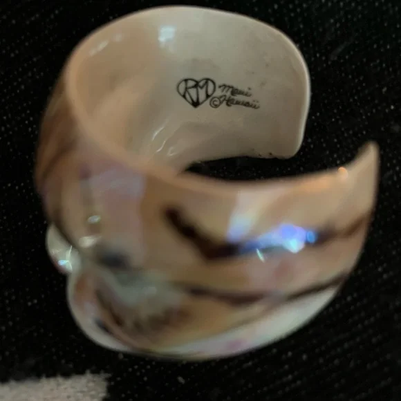 KM (Karen & Mark Kelleher- Maui, Hawaii) Cat Cuff (Hand Painted) Bracelet - Picture 8 of 8